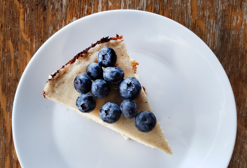 Illustration for article titled Yes, you can make cheesecake in under one hour
